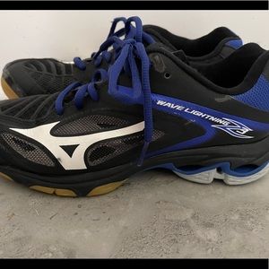 Wave lighting volleyball shoes